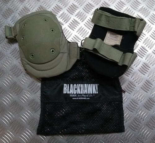 Army knee pads - pads,
