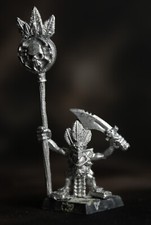 Forest Goblin Standard Bearer
