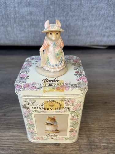 Brambly hedge poppy - hedge, “poppy