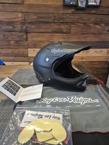 Troy lee designs helmet - lee,