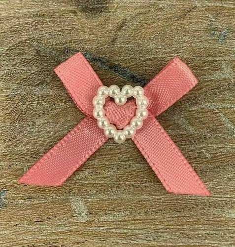 Satin ribbon bows - with, heart
