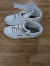 Reebok workout boots mens size 9 and half