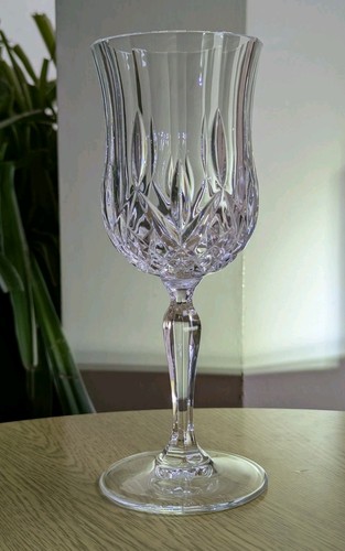 Rcr crystal opera larger - crystal, wine