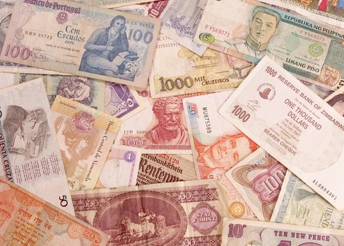 Bulk world banknotes - world,