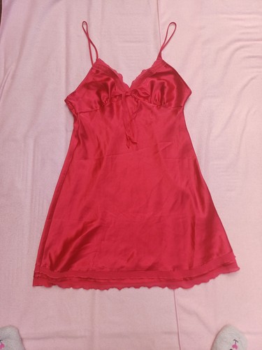 Victoria secret red - victoria, satin