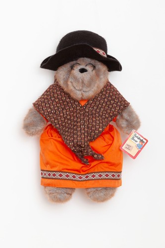 Aunt lucy bear - lucy,