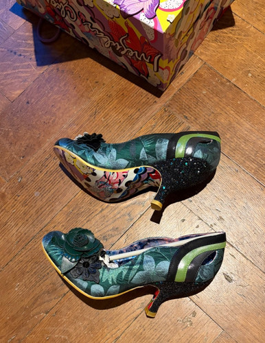 Irregular choice peach rose - irregular,