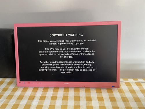 Technika pink led tv - 21.5",