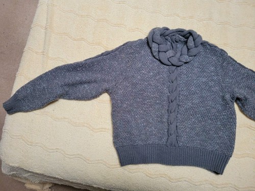 Beautiful hand knit cropped - beautiful,