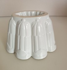 SHELLEY JELLY MOULD DISH  Vintage 1930s White Art Deco Carlton Pattern stamped