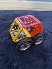 Magformers Kart Girl