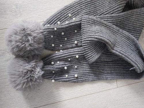 Zara kids pom - pom, skarf