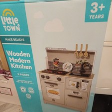 Aldi Little Town Modern Wooden