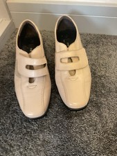 Ladies Pavers Shoes.