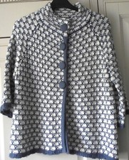 Elizabeth Scott - Button-Up Cardigan - Blue/ White Patterned - Size S/M P2P 19"