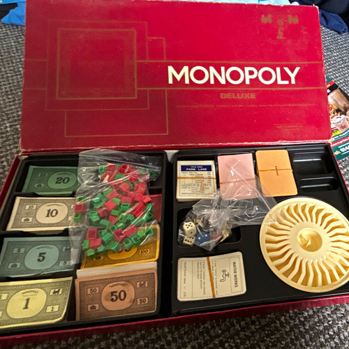 Monopoly deluxe vintage board - deluxe,