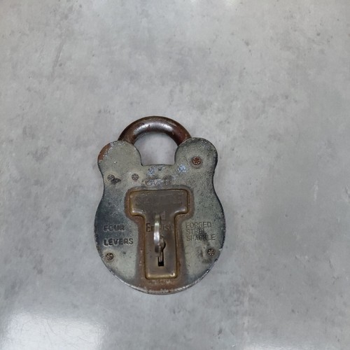 Squire 660 four lever padlock - four,