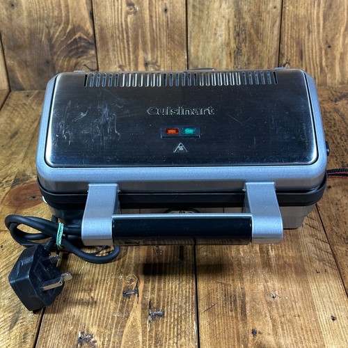 Cuisinart waffle maker - waffle,