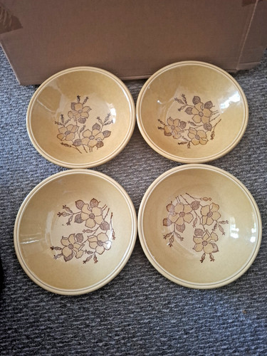 Vintage biltons ironstone - 4x,