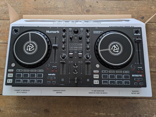 Numark mixtrack pro deck - pro, fx