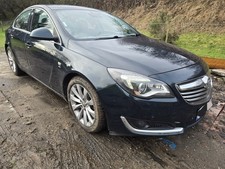 VAUXHALL INSIGNIA BREAKING