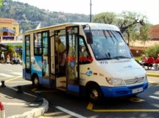 PHOTO  BUS REG MERCEDES