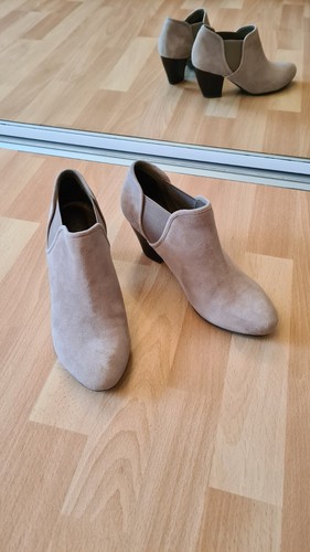 Vaneli womans shoes - size, 6.5