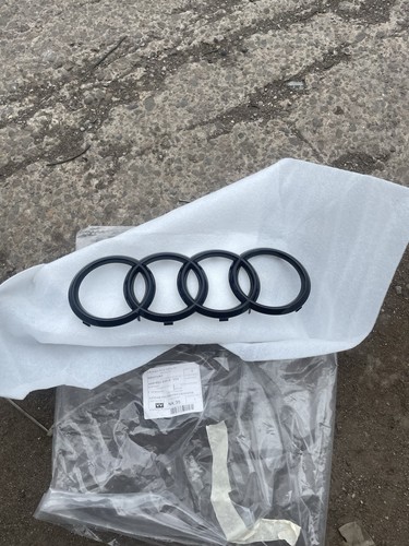 Audi q5 q7 emblem - audi,