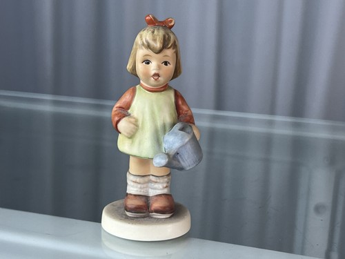 Hummel figurine 729 still - figurine,