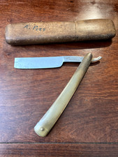 WW1 Antique Collectable Sheffield Straight Razor in Wooden Box (see description)