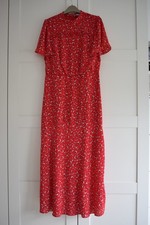 Oasis Red Floral Ditsy Print