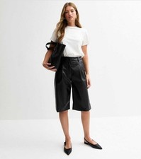 NWT: New Look Black Faux