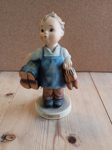 Goebel hummel figure - hummel,
