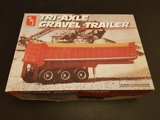 AMT ERTL Tri-Axle Gravel