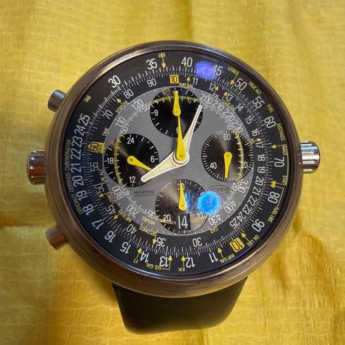 Ikepod megapode chronograph - ikepod,