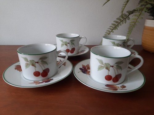 Royal worcester evesham - 4,