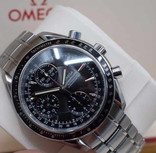 Omega speedmaster triple date - triple,