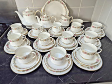 Royal Albert Paragon Belinda T