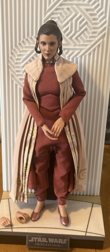 Hot toys princess leia organa - toys,