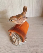 Vintage Wren Bird Pottery Ornament In Very Good Condition