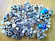 Job lot 100 - , charms