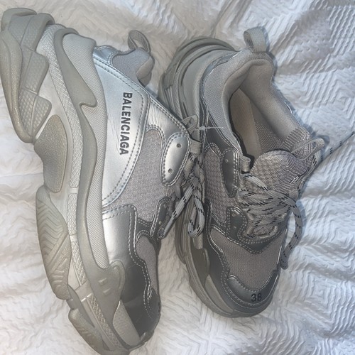 Authentic balenciaga triple - authentic,