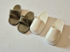 2 x Vintage Pedigree Sindy