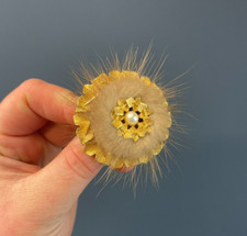VINTAGE 1950s GOLD TONE MINK FUR FAUX PEARL BROOCH PIN COSTUME JEWELLERY