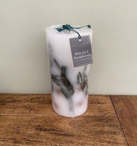 Laura ashley candle white - laura,
