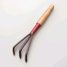 Vintage Hand Cultivator Claw