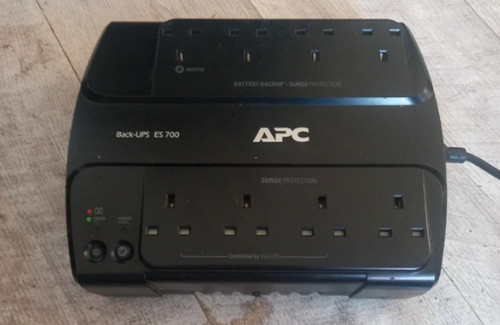 Apc back ups - (700, va)