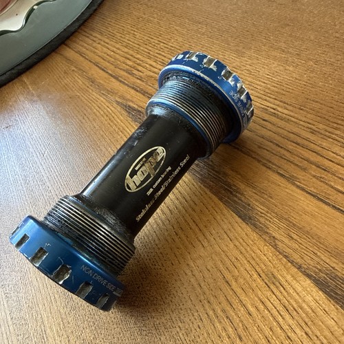 Hope bottom bracket stainless - bottom,