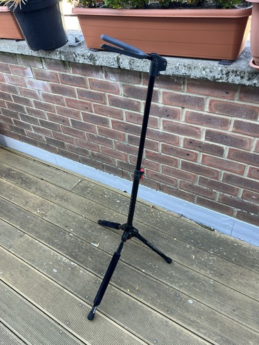 Ultimate support guitar - ultimate,