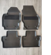 08-16 Genuine Volvo V70/XC70